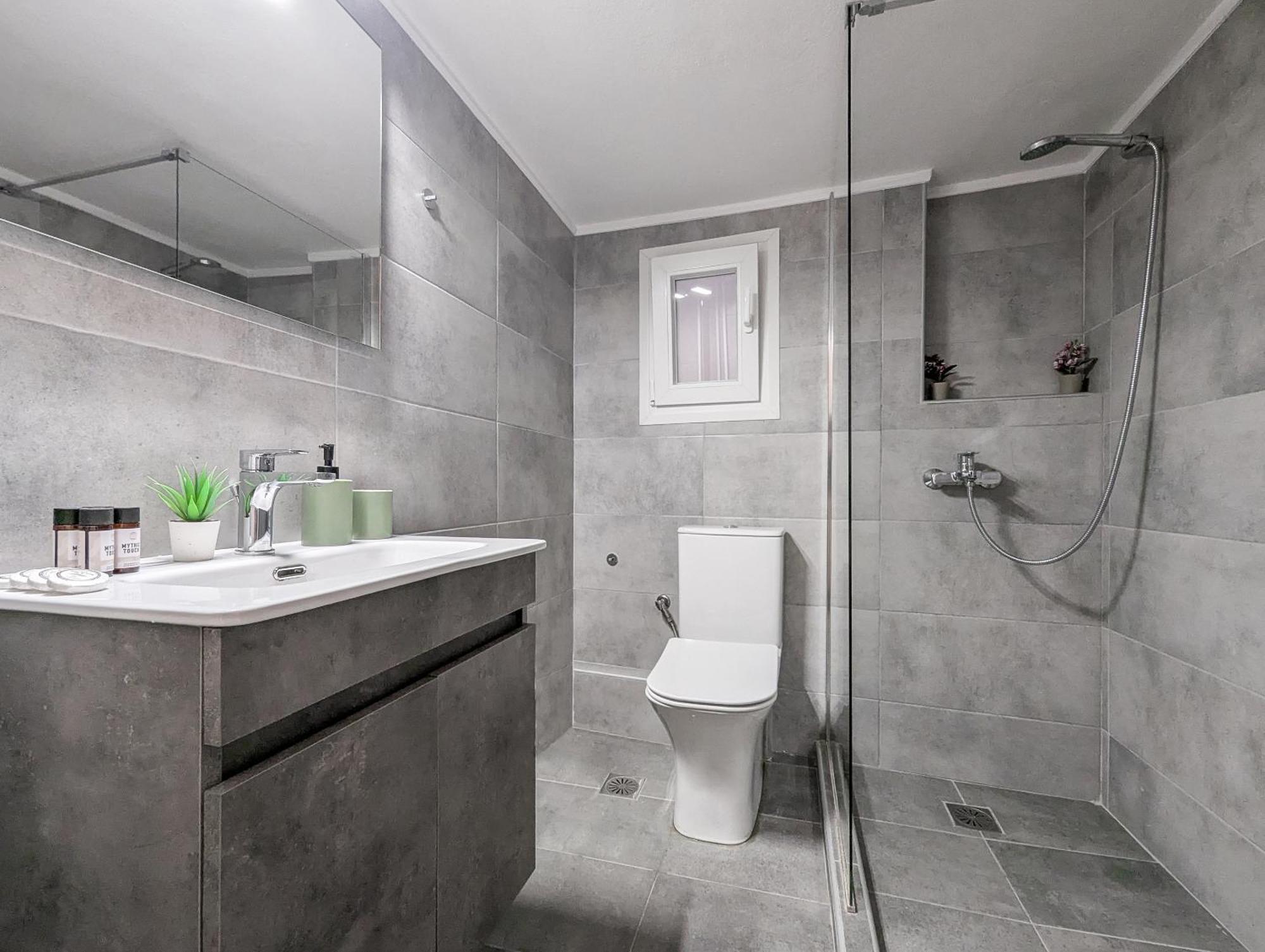 Spacious Apt For 5 Guests Next To Acropolis&Metro Atena Exterior foto