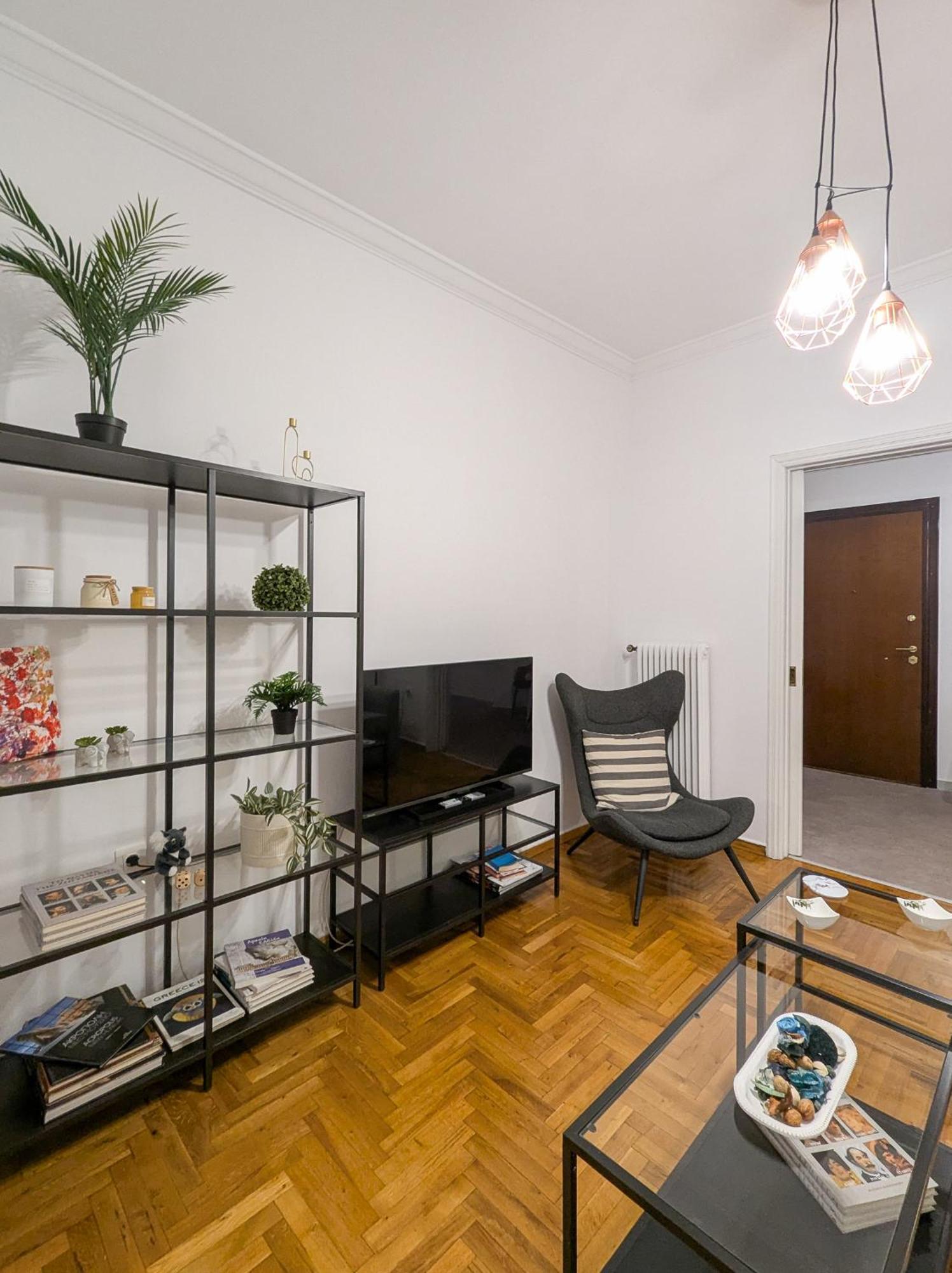 Spacious Apt For 5 Guests Next To Acropolis&Metro Atena Exterior foto
